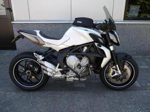 MV AGUSTA BRUTALE 675 (bj 2014)