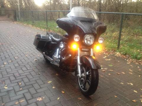 Harley Davidson (FLHXS) Street Glide Special model 2015