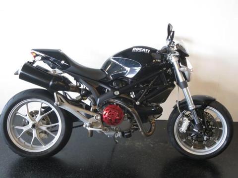 Ducati MONSTER 1100 (bj 2009)