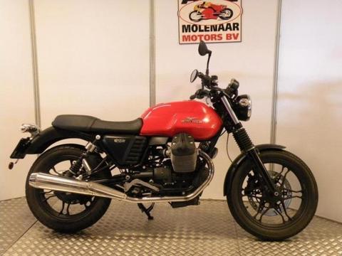 Moto Guzzi V7 (bj 2014)