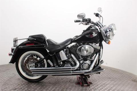 Harley-Davidson FLSTN Softail Deluxe (bj 2005)