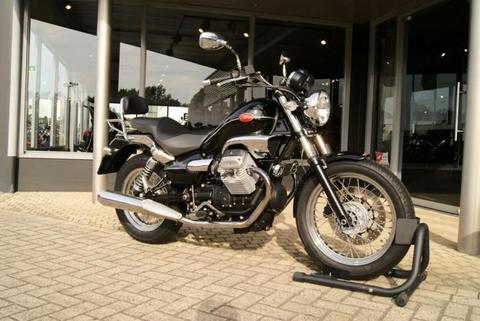 Moto Guzzi NEVADA 750 CLASSIC (bj 2012)