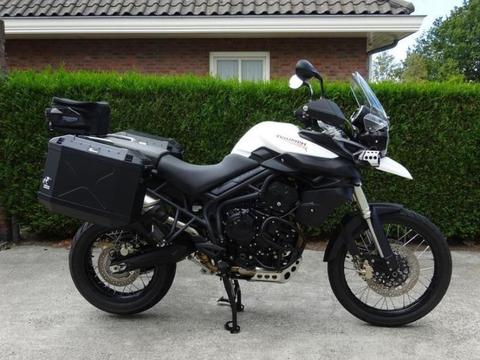 Triumph Tiger 800 XC # 2014 # 14.300 KM # Full Option # BTW