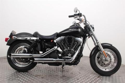 Harley-Davidson FXDBI Dyna Street Bob (bj 2006)