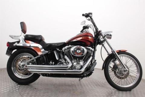 Harley-Davidson FXSTC Softail Custom (bj 2004)