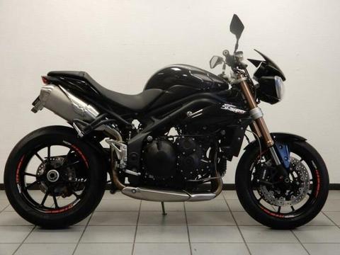 TRIUMPH SPEED TRIPLE 1050 ABS Nieuw type (bj 2013)