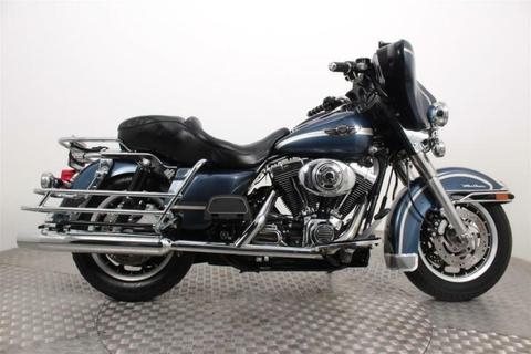 Harley-Davidson FLHTCUI Ultra Glide Classic (bj 2003)