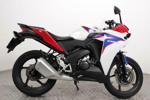 Honda CBR 125 R (bj 2011)