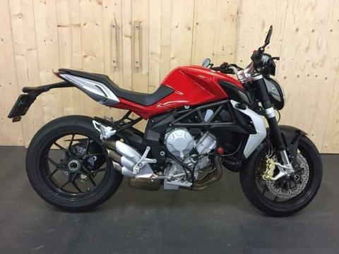 MV AGUSTA BRUTALE 675 (bj 2012)