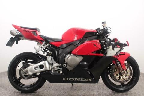 Honda CBR 1000 RR Fireblade (bj 2004)