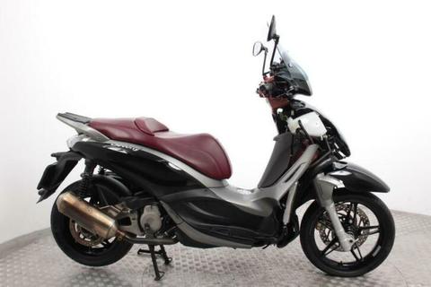 Piaggio Beverly 350 Sport ABS (bj 2012)