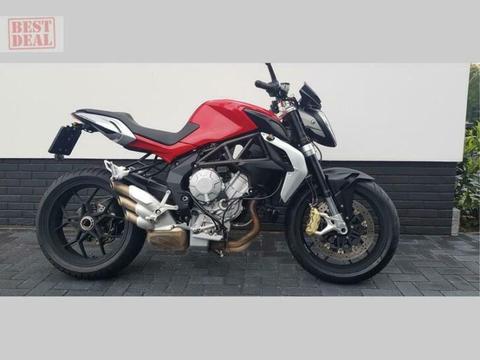 MV AGUSTA BRUTALE 675 (bj 2013)