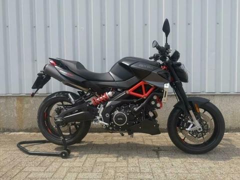 APRILIA SHIVER 900 NAVI mat zwart bj 2019 NIEUW!