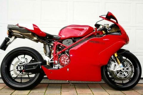 Ducati 999R #105 TESTASTRETTA CARBON (bj 2004)