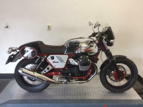 MOTO GUZZI V 7 II RACER (bj 2012)