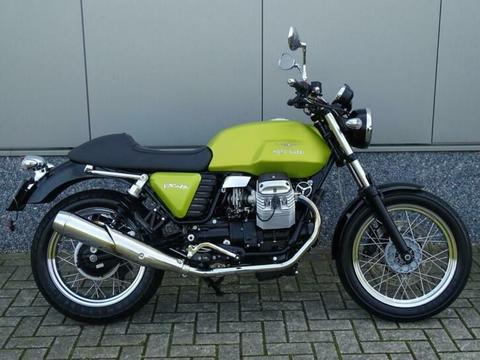 Moto Guzzi V 7 CAFE RACER (bj 2012)