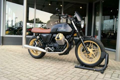 Moto Guzzi V7 STONE CUSTOM (bj 2014)